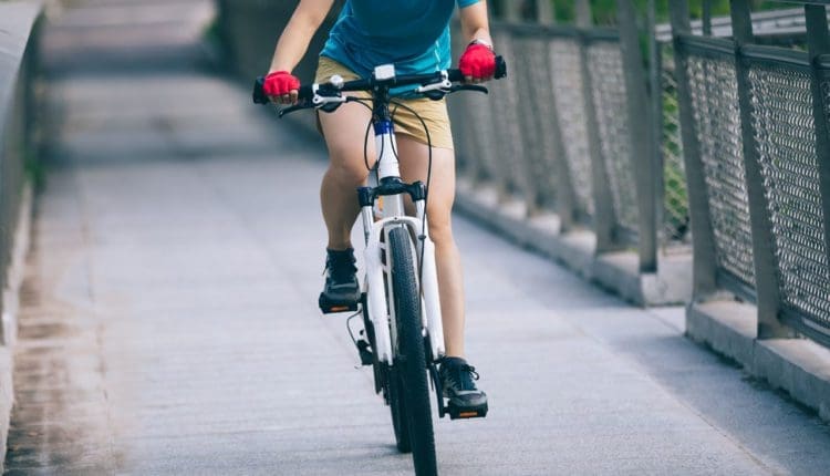 Terapia con plasma rico en plaquetas (PRP) para lesiones deportivas: reduce el tiempo de recuperación.