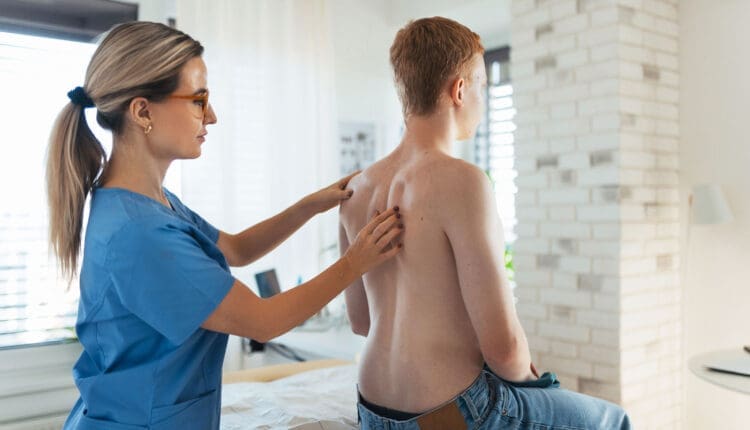 Terapia con plasma rico en plaquetas (PRP) para problemas posturales y alivio del dolor