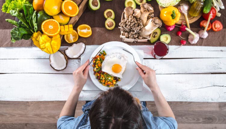 Estrategias para comer sano con un presupuesto limitado en El Paso